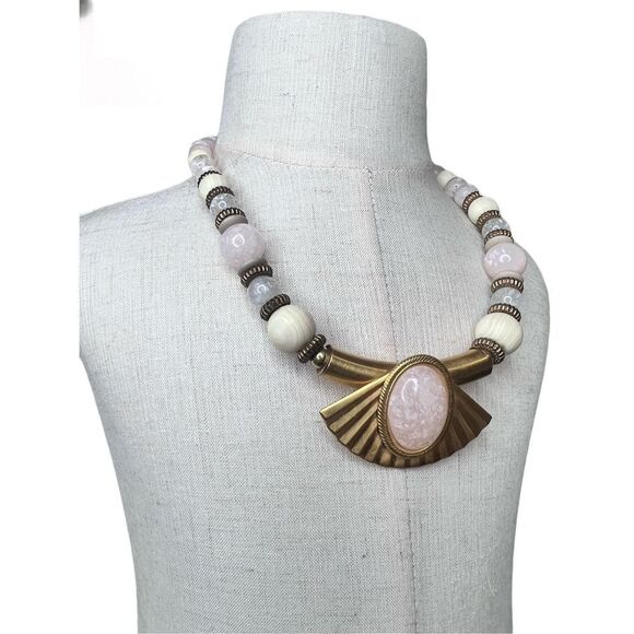 No Brand Jewelry - Beaded art deco gold tone necklace